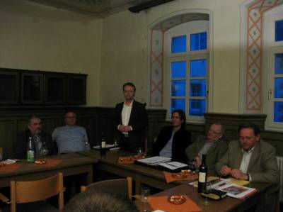 ffentliche Mitgliederversammlung 2013 - Öffentliche Mitgliederversammlung im Ratssaal mit unserem Bundestagskandidaten Jan Metzler