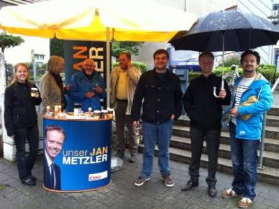Bundestagswahlkampf 2013 - Jan Metzler vor Ort! Unser Bundestagskandidat mit der CDU Osthofen um 9 Uhr in der Friedrich-Ebert-Strasse.