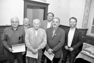 Öffentliche Mitgliederversammlung 2013 - Ehrungen der Mitglieder mit unserem Jan Metzler - Foto: Mirco Metzler / Die Knipser
